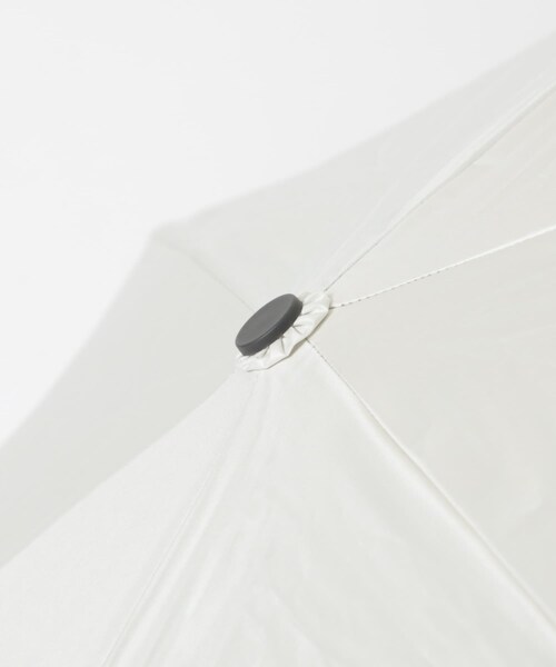 URBAN RESEARCH(アーバンリサーチ)の「晴雨兼用コンパクトアンブレラ(長傘・レディース・CHECK/IVORY/SILVER・-)」の7枚目の写真