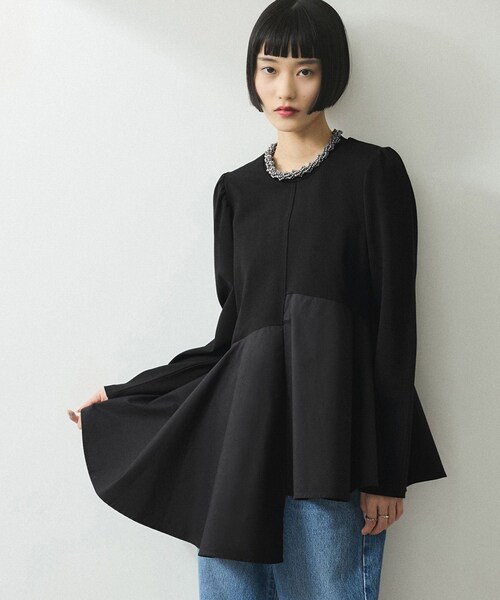 ADAM ET ROPE'(アダムエロペ)の「【WEB限定】・【定番】フリルペプラムロングスリーブカットソー(Tシャツ/カットソー・レディース・ブラック/ホワイト・F)」の18枚目の写真