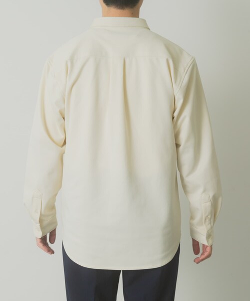 ITEMS URBANRESEARCH(アイテムズ アーバンリサーチ)の「360°stretchカットソーシャツ(シャツ/ブラウス・メンズ・OFF/DARK NAVY・M/L)」の4枚目の写真