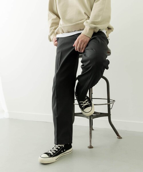 ITEMS URBANRESEARCH(アイテムズ アーバンリサーチ)の「1-tuckストレッチイージーパンツ(その他パンツ・メンズ・GRY/BEG/BRN/BLK・M/L)」の16枚目の写真