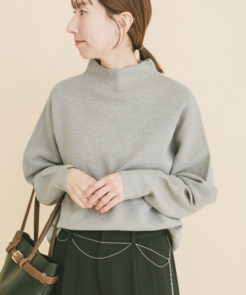 ITEMS URBANRESEARCH（アイテムズ アーバンリサーチ）の「『イージーケア/静電気防止』ボトルネックニットプルオーバー（ニット/セーター・レディース・OFF/MNT/GRY・Free）」の10枚目の写真