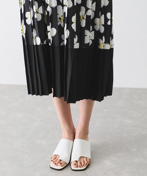 Jayro（ジャイロ）の「花柄ドッキング半袖ワンピース（ワンピース・レディース・ブラック系・F）」の21枚目の写真