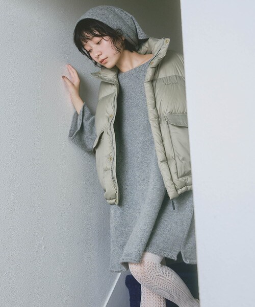 URBAN RESEARCH DOORS（アーバンリサーチドアーズ）の「『別注』Marmot×DOORS　DOWN VEST（その他アウター・レディース・BLACK/SAGE/ORANGE・One）」の9枚目の写真