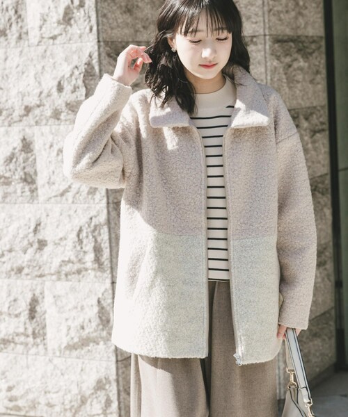 ITEMS URBANRESEARCH(アイテムズ アーバンリサーチ)の「ボア切替ジャケット(テーラードジャケット・レディース・L.BEG/GRY・Free)」の17枚目の写真