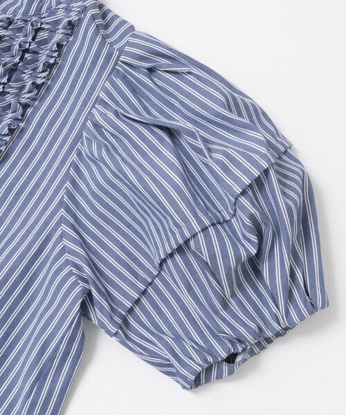 URBAN RESEARCH ROSSO（アーバンリサーチロッソ）の「MARILYN MOON　Modern tuck frill volume blouse（シャツ/ブラウス・レディース・WHITE/NAVYWHITE・FREE）」の12枚目の写真