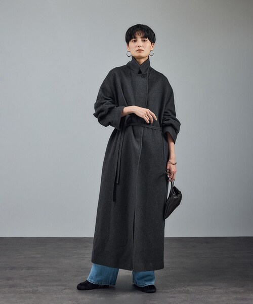 ADAM ET ROPE'(アダムエロペ)の「ピュアカシミヤナロートレンチコート(トレンチコート・レディース・キャメル/チャコール・F)」の18枚目の写真