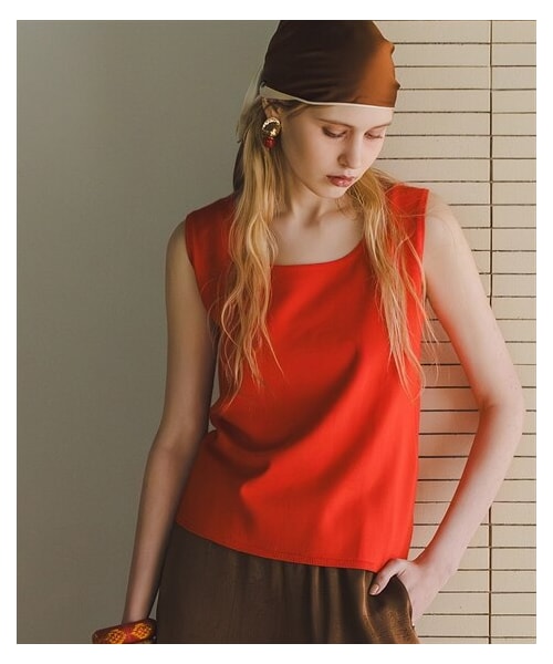 nissen（ニッセン）の「ハイゲージスクエアネック　タンクトップリュクスニット＜大きいサイズ有＞（ニット/セーター・レディース・ブラック/アイスグレー/モカ/オレンジ・S/M/L/LL/3L/4L/5L/6L/8L/10L）」の4枚目の写真