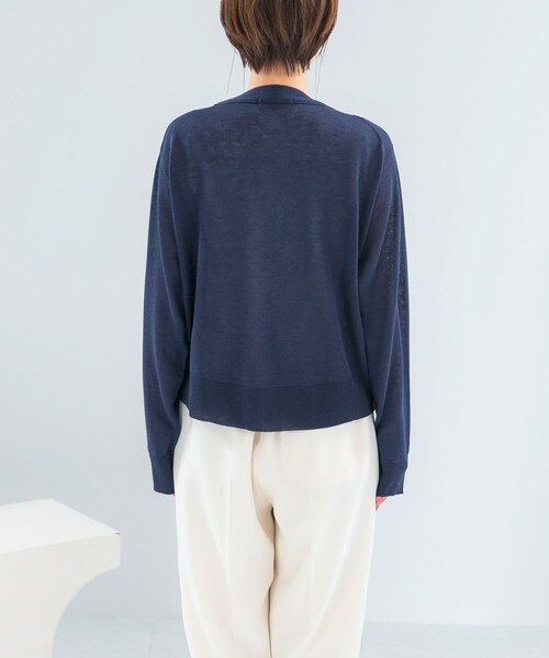 URBAN RESEARCH ROSSO（アーバンリサーチロッソ）の「リネン混セミシアーカーディガン（カーディガン/ボレロ・レディース・PEACH/NAVY/L.GRAY・Free）」の10枚目の写真