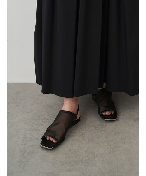 ELENDEEK(エレンディーク)の「SHEER FLAT SANDAL(サンダル・レディース・オフホワイト/ブラック・37/38)」の19枚目の写真