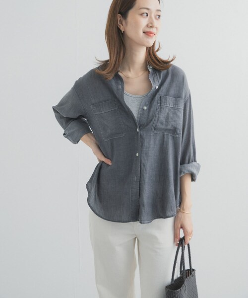 URBAN RESEARCH DOORS(アーバンリサーチドアーズ)の「シアーデニムシャツ(シャツ/ブラウス・レディース・INDIGO/BLACK・Free)」の9枚目の写真