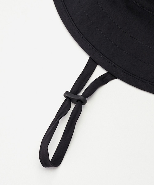 ADAM ET ROPE'（アダムエロペ）の「【J'aDoRe限定】【KIJIMA TAKAYUKI(キジマ タカユキ)】DETACHABLE SUNSHADE SOFT HAT（ハット・レディース・ブラック/ネイビー・1/2）」の11枚目の写真