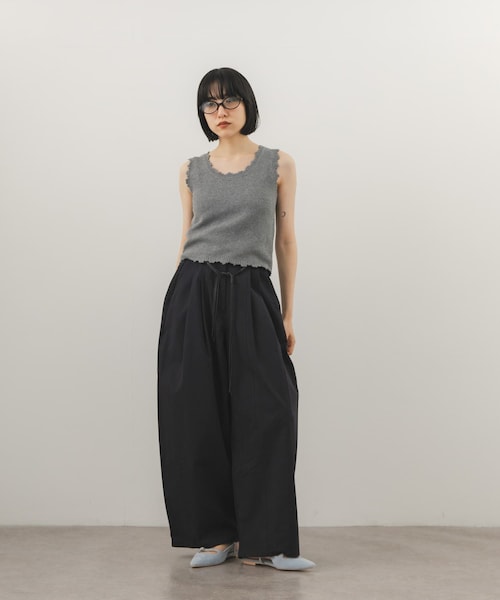 KBF（ケイビーエフ）の「クロシェスカラップタンクトップ（タンクトップ・レディース・IVORY/TOP GRAY/NAVY・One）」の18枚目の写真