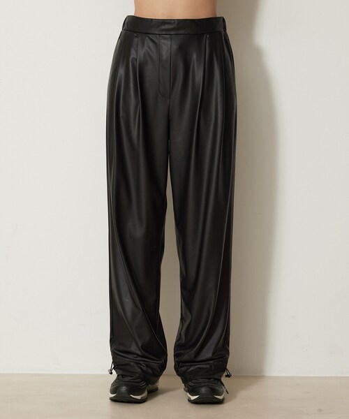 NERGY（ナージー）の「【イージーケア】Synthetic Leather イージータックパンツ（その他パンツ・レディース・ブラック・F/M/S）」の15枚目の写真