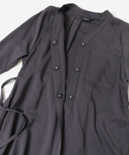 URBAN RESEARCH ROSSO（アーバンリサーチロッソ）の「ポケットデザインVネックワンピース（ワンピース・レディース・GRAY/YELLOW/CHARCOAL/GREEN・FREE）」の13枚目の写真