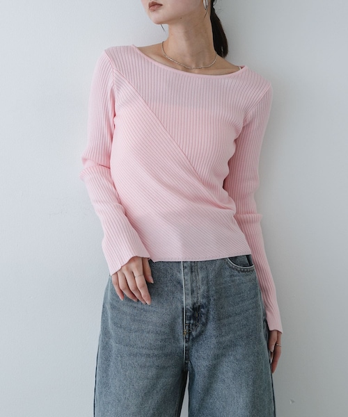 SENSE OF PLACE by URBAN RESEARCH(センスオブプレイスバイアーバンリサーチ)の「『洗濯可/防花粉』SKINProofアシメヘムボートネックセーター(ニット/セーター・レディース・CHARCOAL/IVORY/NAVY/PINK・One)」の4枚目の写真