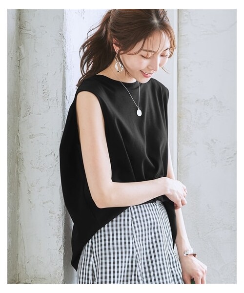 nissen（ニッセン）の「ノースリーブカットソー(綿100％シルケット）（Tシャツ/カットソー・レディース・オフホワイト/黒/サンドベージュ・S/M/L/LL）」の10枚目の写真