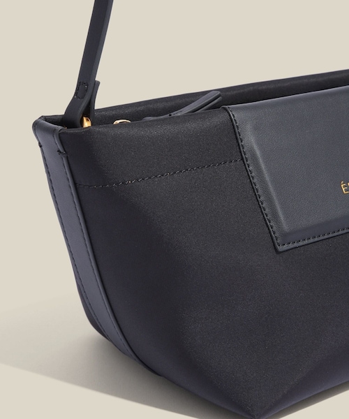 ROPE'（ロペ）の「【E'POR】BOAT BAG Mini/撥水・超軽量・26SS新型・新色追加（ショルダーバッグ・レディース・ブラック/ベージュ/ワイン・F）」の10枚目の写真