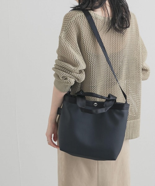 URBAN RESEARCH DOORS（アーバンリサーチドアーズ）の「『別注』DRIFTER×DOORS　2WAY BAG（ハンドバッグ・レディース・BLACK/IVORY/CEMENT・One）」の7枚目の写真