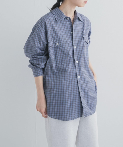 URBAN RESEARCH DOORS（アーバンリサーチドアーズ）の「SMITH　BROOKLYN WORK SHIRTS（シャツ/ブラウス・レディース・OLIVE/BLUE/GREY・S）」の19枚目の写真