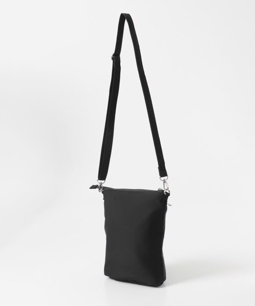 URBAN RESEARCH DOORS（アーバンリサーチドアーズ）の「撥水ショルダーバッグ（ショルダーバッグ・レディース・L.GRAY/BLACK・One）」の8枚目の写真