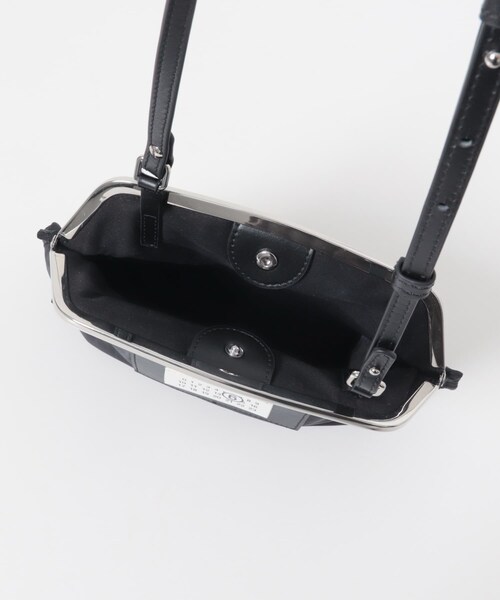 URBAN RESEARCH（アーバンリサーチ）の「MM6　P8503 POCHETTE REVERSIX（ショルダーバッグ・レディース・HA751・-）」の8枚目の写真