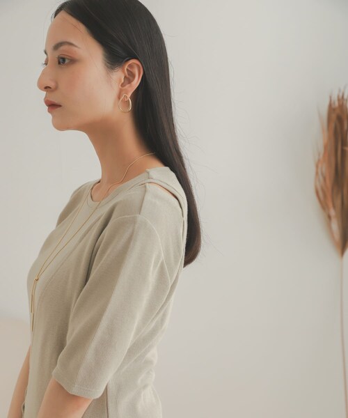 SENSE OF PLACE by URBAN RESEARCH(センスオブプレイスバイアーバンリサーチ)の「レイヤードボタンディテールトップ(Tシャツ/カットソー・レディース・BLACK/GREIGE/YELLOW・one)」の17枚目の写真