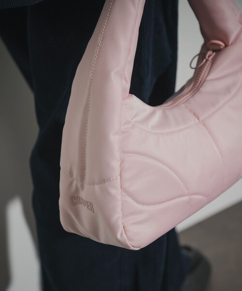 THE GOODLAND MARKET（ザグッドランドマーケット）の「CAMPER　SIETTA ショルダーS（ショルダーバッグ・レディース・068 PINK/092 SILVER・Free）」の5枚目の写真