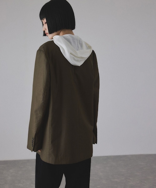 ADAM ET ROPE'（アダムエロペ）の「LIMONTAノーカラーダウンジャケット（ダウンジャケット/コート・レディース・ブラック/カーキ・F）」の10枚目の写真