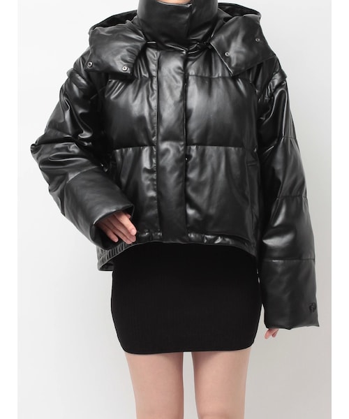 GYDA（ジェイダ）の「2WAYフェイクレザーミドル丈ダウンコート（ダウンジャケット/コート・レディース・オフホワイト/ブラック・F）」の4枚目の写真