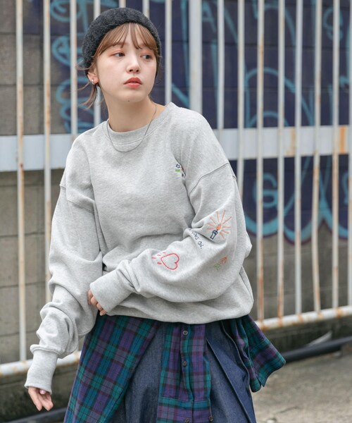 KBF（ケイビーエフ）の「ラメニットビーニー（ニットキャップ/ビーニー・レディース・BLACK/SILVER・one）」の7枚目の写真