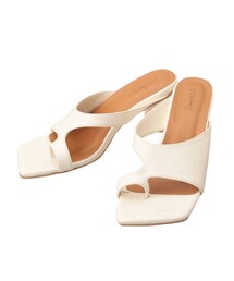 Ungrid | デザインスクエアトゥアシメヒールサンダル(サンダル)