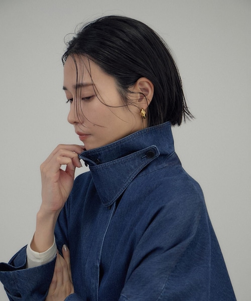 ADAM ET ROPE'(アダムエロペ)の「デニムテントシルエットステンカラーコート(ステンカラーコート・レディース・ネイビー系・F)」の12枚目の写真