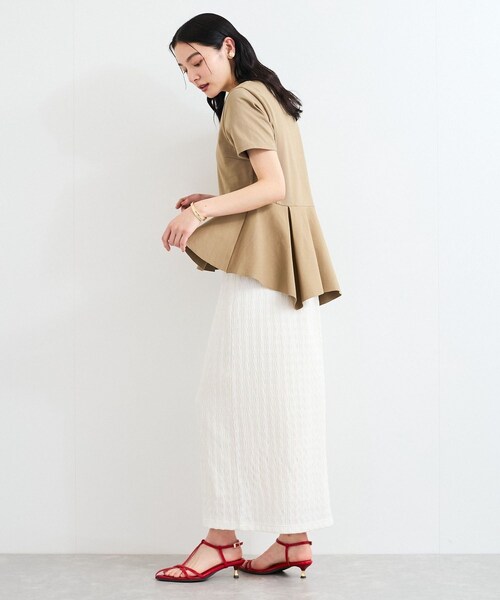 VIS（ビス）の「イレギュラーヘム異素材ドッキングペプラムプルオーバー（Tシャツ/カットソー・レディース・ブラック/オフホワイト/カーキ系・F）」の12枚目の写真