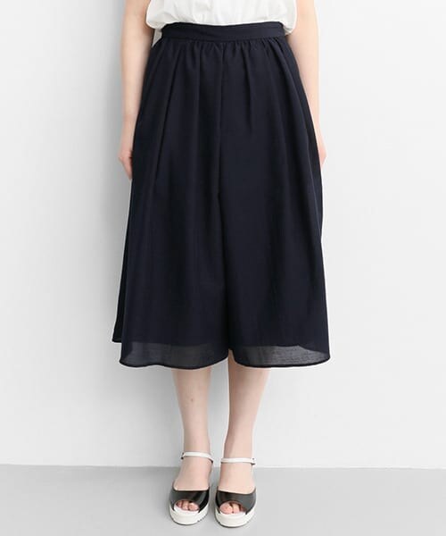 URBAN RESEARCH ROSSO（アーバンリサーチロッソ）の「タックギャザーキュロット（その他パンツ・レディース・WHITE/P/BEIGE/NAVY・36/38）」の15枚目の写真