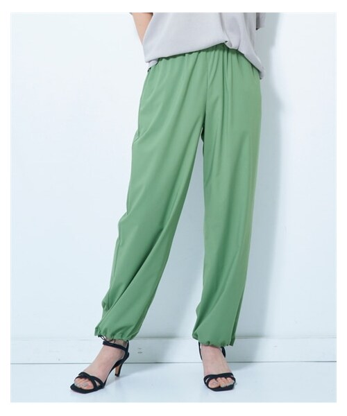 nissen（ニッセン）の「大きいサイズ バンブーレーヨンとろみイージーパラシュートパンツ(イージーケア素材）（接触冷感）（ゆったりヒップ）（パンツ・レディース・シーグリーン/黒/オレンジ/ベージュ・L/LL/3L/4L/5L/6L/8L/10L）」の21枚目の写真