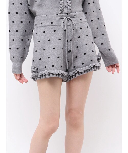 jouetie（ジュエティ）の「ローズフリルニットショートパンツ（その他パンツ・レディース・オフホワイト/グレー/ブラック/レッド・F）」の4枚目の写真