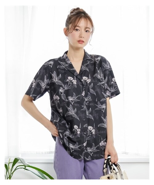 nissen（ニッセン）の「大きいサイズテーラードプリントシャツ（シャツ/ブラウス・レディース・イエロー系/グリーン系/ダークレッド系/ネイビー系/黒系・L/LL/3L/4L/5L/6L/8L/10L）」の5枚目の写真