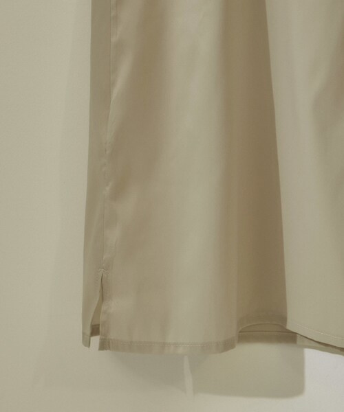 ADAM ET ROPE'（アダムエロペ）の「ペチコートワンピース【着丈調整可能】（その他アンダーウェア/インナー・レディース・ブラック/ベージュ・F）」の8枚目の写真