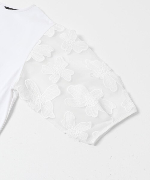 URBAN RESEARCH ROSSO（アーバンリサーチロッソ）の「『WEB限定』フラワードッキングカットソー（Tシャツ/カットソー・レディース・WHITE/BLACK/GRAY/YELLOW・Free）」の7枚目の写真