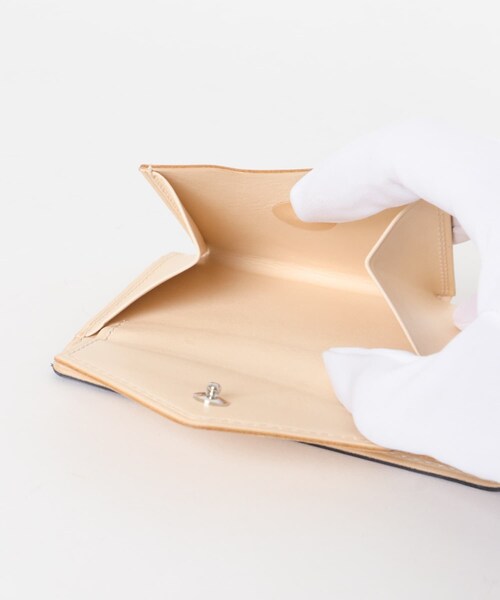 URBAN RESEARCH(アーバンリサーチ)の「Hender Scheme HALF FOLDED WALLET(財布・メンズ・Black/Brown・Free)」の8枚目の写真