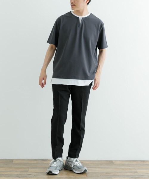 ITEMS URBANRESEARCH(アイテムズ アーバンリサーチ)の「『イージーケア/吸水速乾』高機能ワッフル フェイクレイヤーキーネックTシャツ(Tシャツ/カットソー・メンズ・CHA/BEG/KHK/BLU・M/L)」の10枚目の写真
