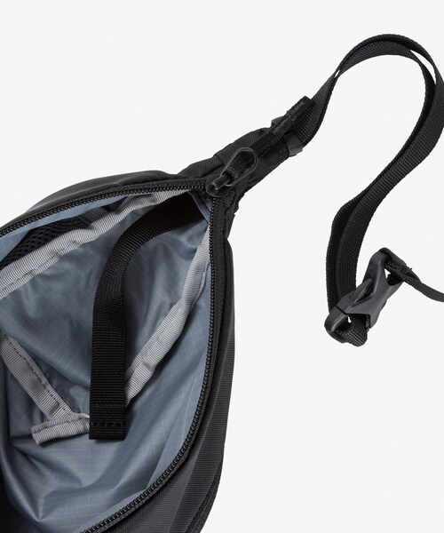 URBAN RESEARCH DOORS(アーバンリサーチドアーズ)の「THE NORTH FACE Capella 2(ショルダーバッグ・メンズ・K/CR/DG・one)」の10枚目の写真