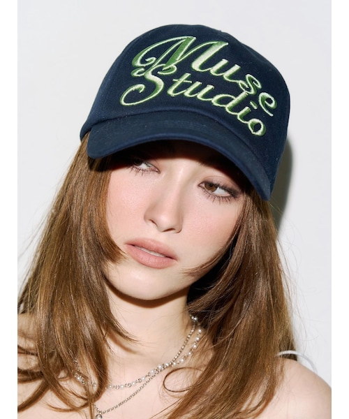 EVRIS（エヴリス）の「MUSE ロゴCAP（キャップ・レディース・ブラック/ネイビー・F）」の4枚目の写真