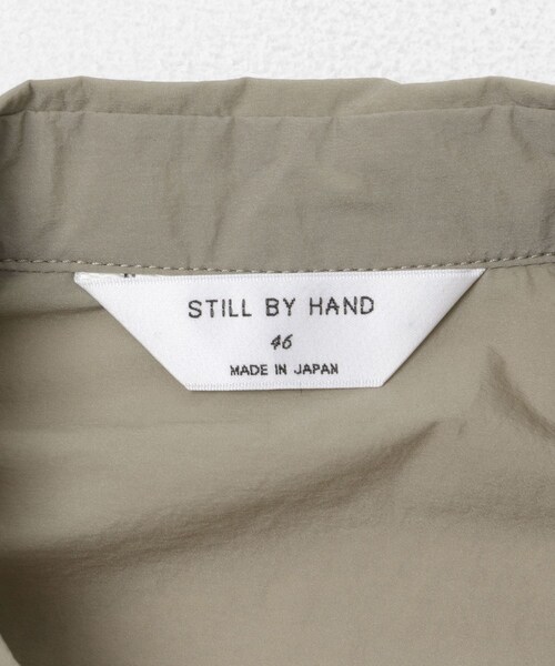 URBAN RESEARCH DOORS(アーバンリサーチドアーズ)の「STILL BY HAND ナイロンレギュラーカラーシャツ(シャツ/ブラウス・メンズ・BLACK/CHARCOAL/GREIGE・46/48)」の19枚目の写真