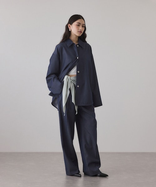 ADAM ET ROPE'（アダムエロペ）の「NIKKE TW DENIM SHIRT JACKET（ブルゾン・レディース・ブラック/ネイビー・F）」の7枚目の写真