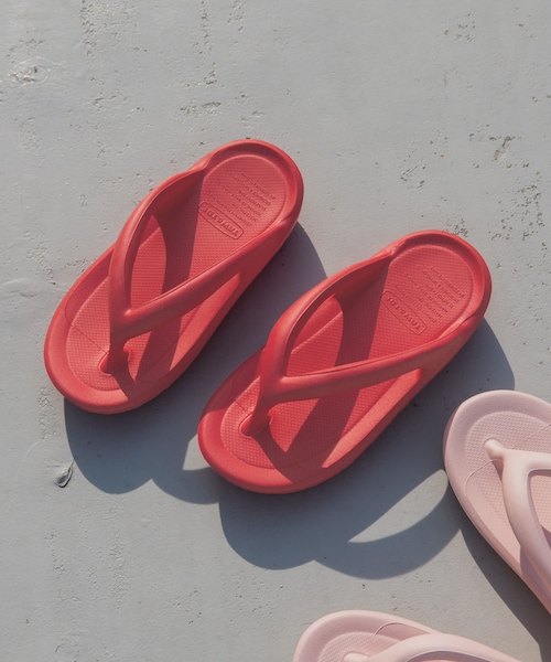 URBAN RESEARCH DOORS（アーバンリサーチドアーズ）の「TAW&TOE　ZEROVITY Flip Flop OG（サンダル・レディース・Baby Pink/Black/Taupe/Baby Blue/Misty Blue/Aura Red・22/23/24）」の6枚目の写真