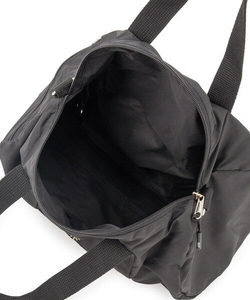 ADAM ET ROPE'(アダムエロペ)の「【ROYAL CITY PARK】ROLLING BOSTON BAG(ボストンバッグ・レディース・チャコール/ネイビー/レッド・F)」の18枚目の写真