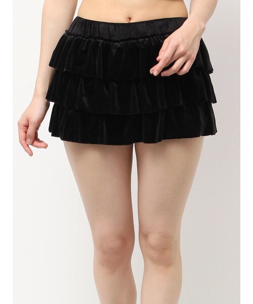 GYDA（ジェイダ）の「Velourフリルショートパンツ（その他パンツ・レディース・アイボリー/ブラック/カーキ・F）」の2枚目の写真