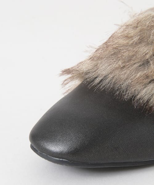 KBF（ケイビーエフ）の「ファーサンダル∴（サンダル・レディース・BLACK/GOLD/BRONZE・36/37/38）」の11枚目の写真