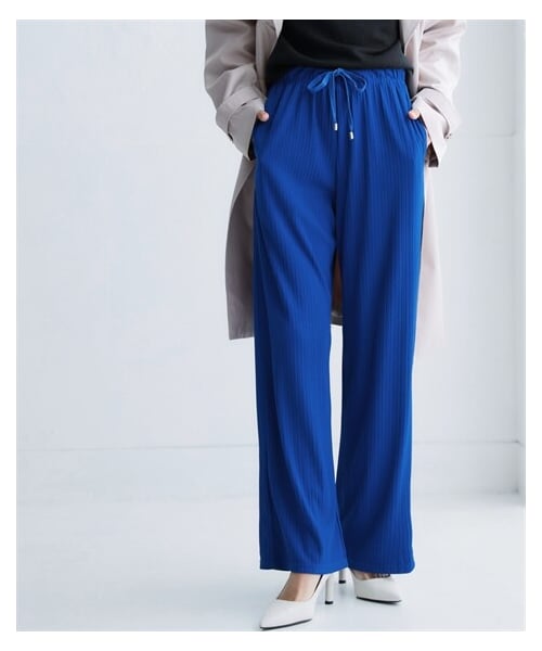 nissen（ニッセン）の「ラクリブワイドパンツ（ゆったりヒップ）＜大きいサイズ有＞（スウェットパンツ・レディース・ケリーグリーン/モカ/ダスティーブルー/黒/ライトベージュ/ダークオリーブ/ロイヤルブルー/マルーンボルドー/ブロッサムピンク/<関連子2>モカ(吸汗速乾)/<関連子2>ダスティーブルー(吸汗速乾)/<関連子2>黒(吸汗速乾)/(26初夏)ターコイズグリーン・L/LL/3L/4L/5L/6L/8L/10L/S/M）」の8枚目の写真